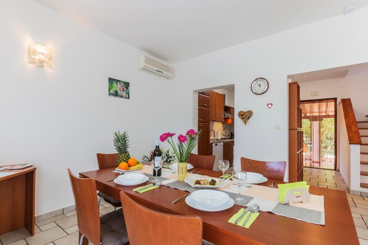 Holiday House Pineta - Fazana, Sea View & Mini Wellness מראה חיצוני תמונה